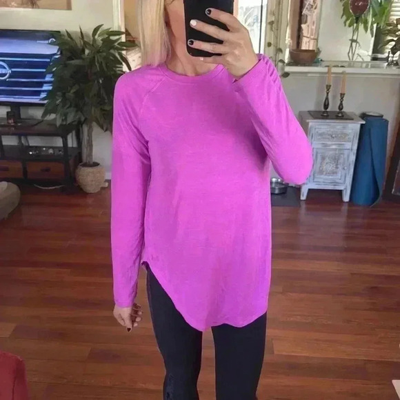 Under Armour long sleeve active top - Picture 1 of 6